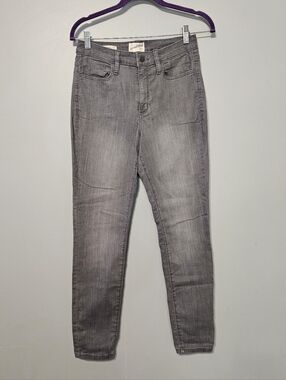 Universal Thread Gray Skinny Jeans